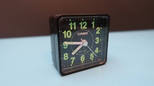 Casio 140 quartz analogue - quartz,